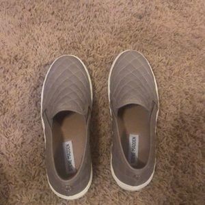 steve madden slip on shoes